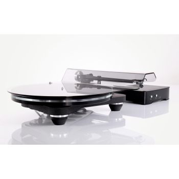 Rega Planar-8 with power supply