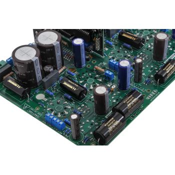 Tsakiridis Devices Artemis Ultima PCB detail