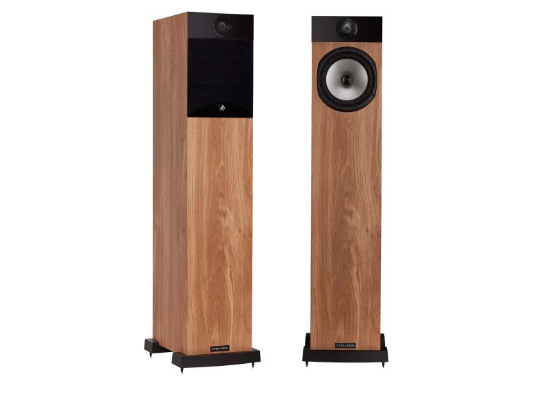 Fyne Audio F302i light oak