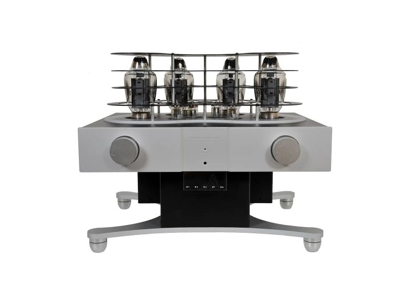 Tsakiridis Devices Reference Amplifier